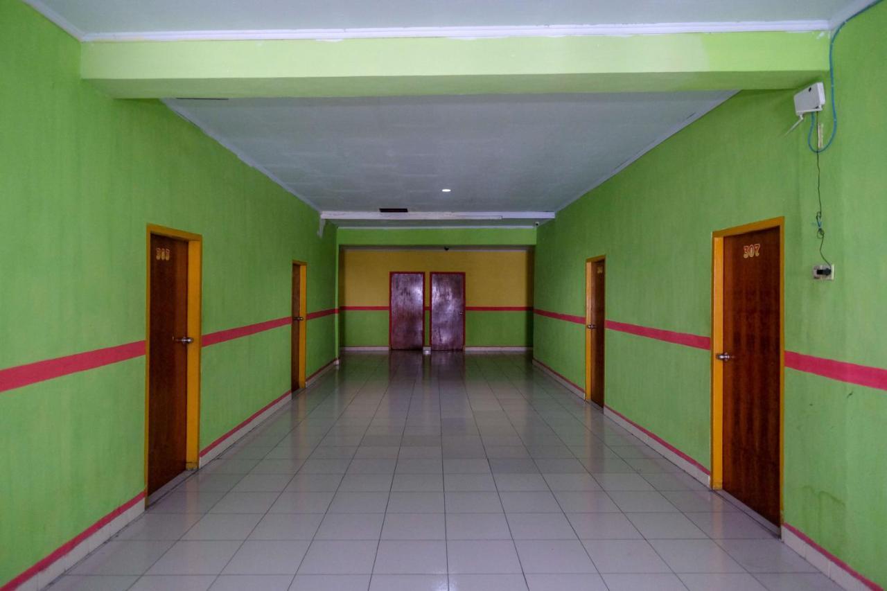 Reddoorz Near Pelabuhan Nusantara Parepare Zewnętrze zdjęcie